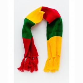 Tautinių spalvų šalikas su kutais