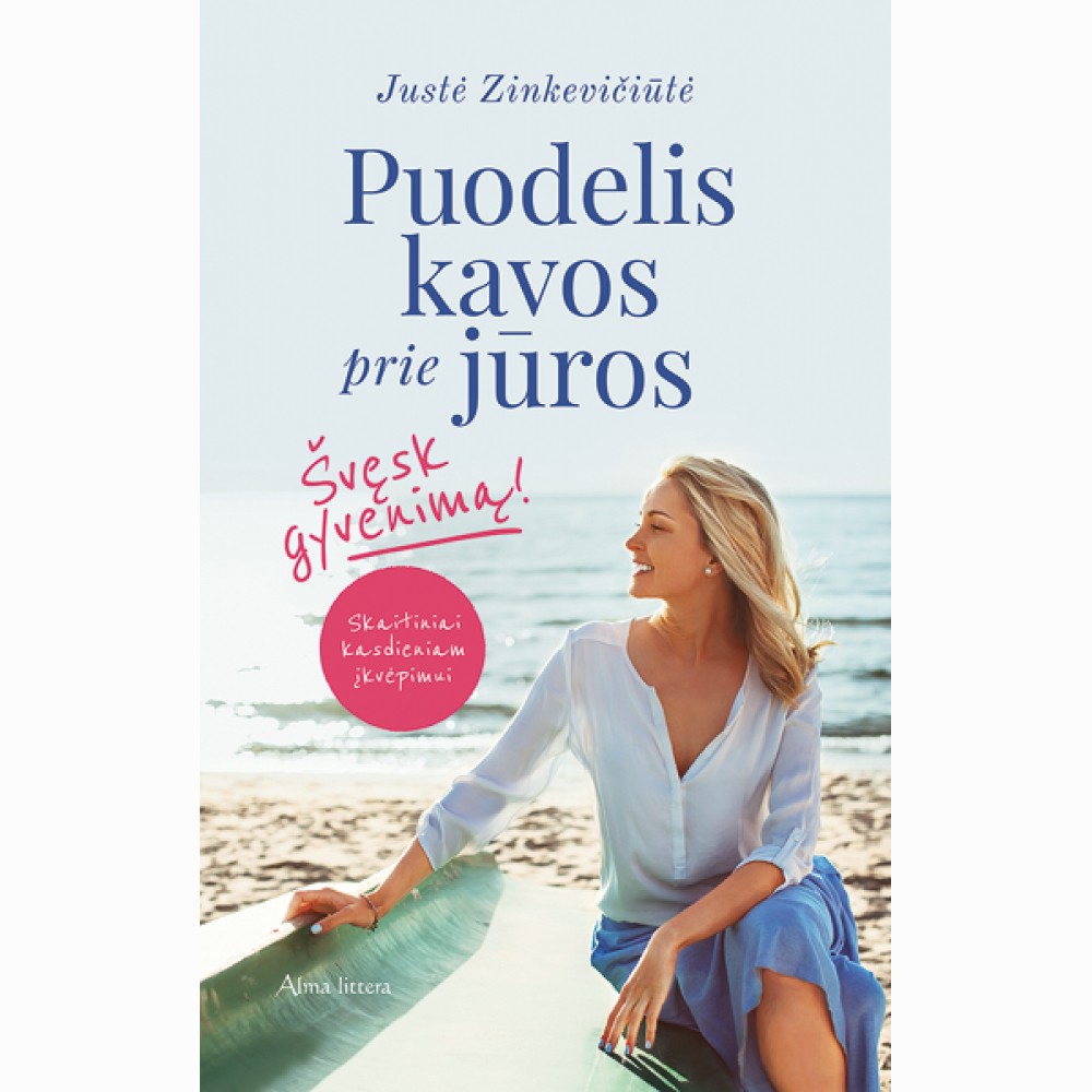 Puodelis kavos prie jūros